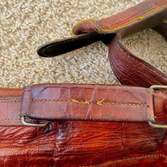 Passion Leather Messenger Bag for Men, genuine leather brown work laptop bag - Picture 10 of 16